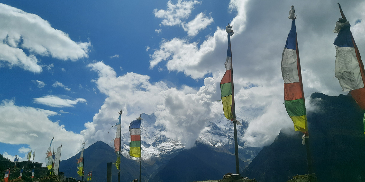 The Annapurna Circuit trek+ cultural sightseeing